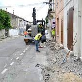 [TRAVAUX]: La rue du Four dans le centre-ville d'Arles est...